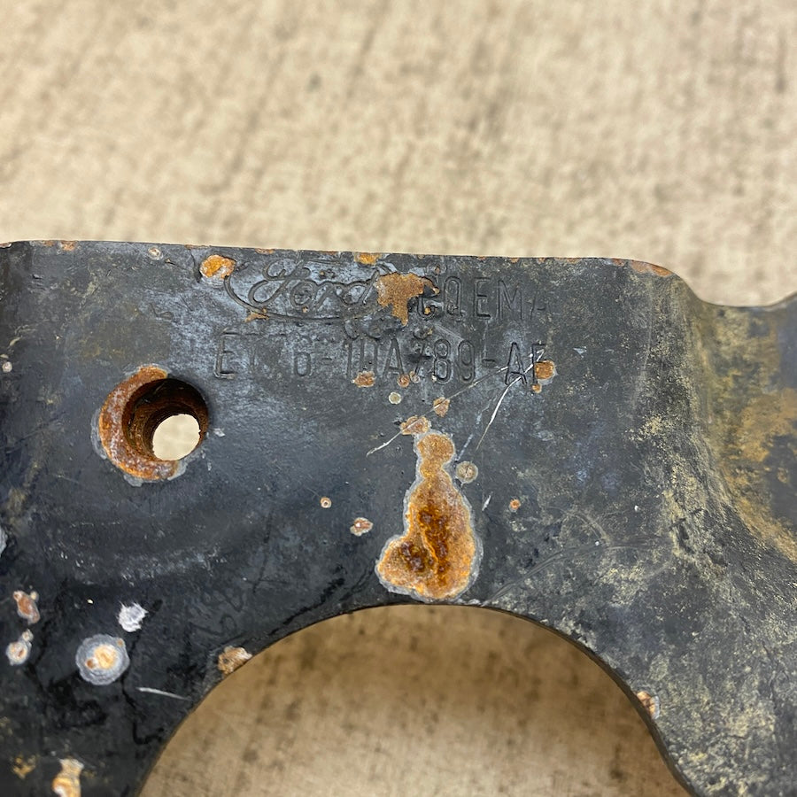 FORD Courier Şanzıman Kulağı Braketi ET76 10A789