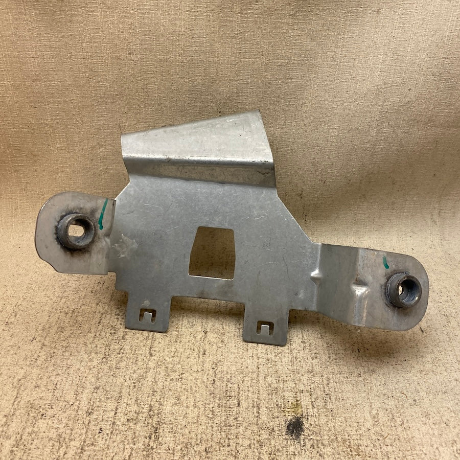 FORD Courier Tesisiat Tutucu Braket ET76-14A206AA