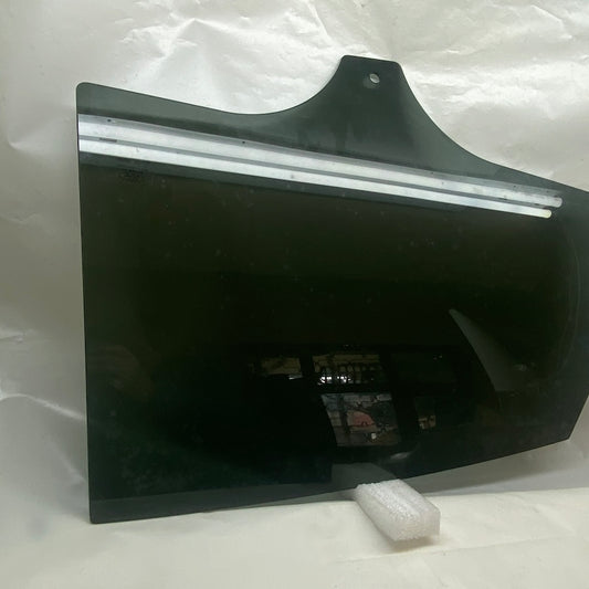 FORD FOCUS Mk3 Arka Sağ Kapı Camı BM51-A25712-C