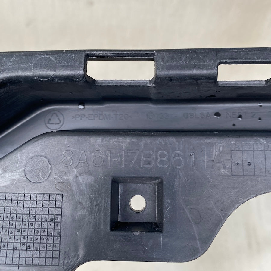 FORD Fiesta Arka Tampon Orta Braket 8A6117B861AB