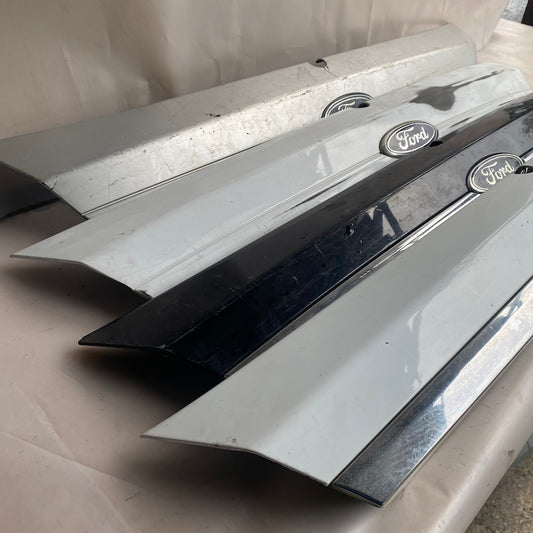 FORD Fiesta Bagaj Tutamağı 8A61-A43404-B