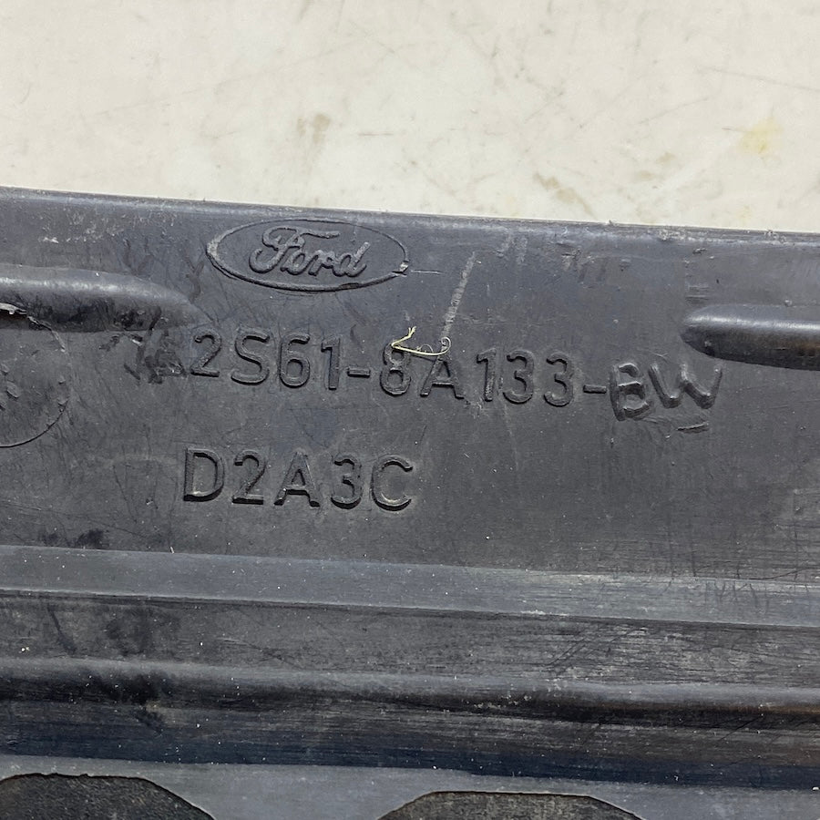 FORD Fiesta Ön Panjur 2S61-8A133