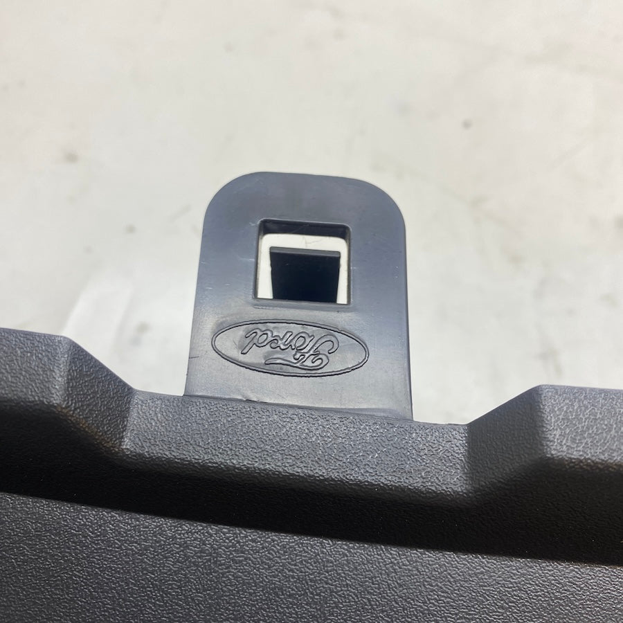 FORD Fiesta Ön Panjur/Ön Izgara 8A61-8200-B