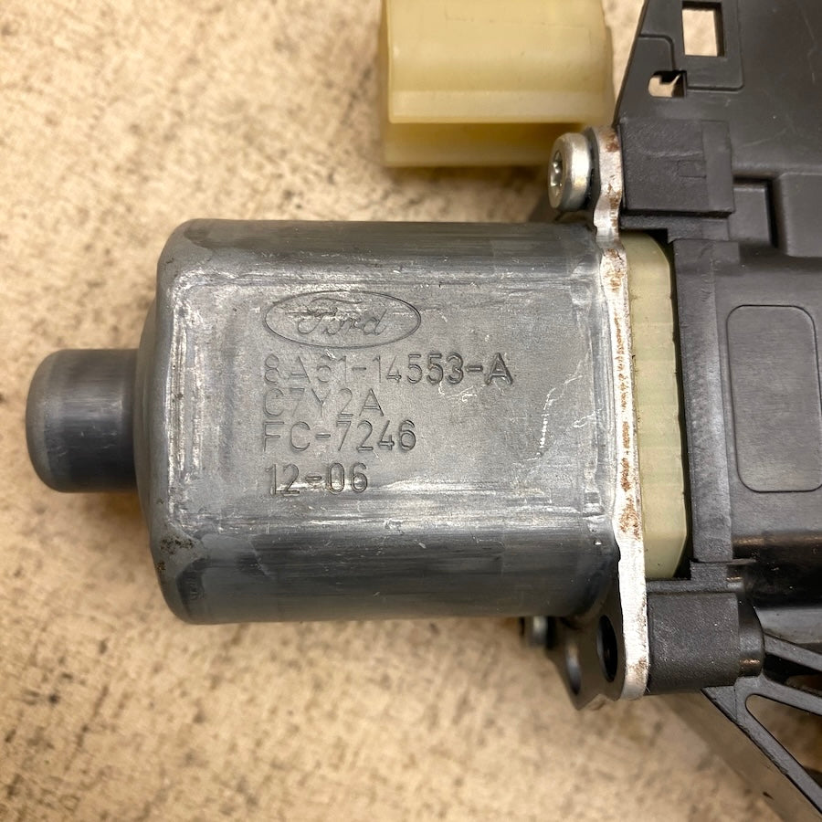 FORD Fiesta Ön Sağ Cam Motoru 8A61-14553-A