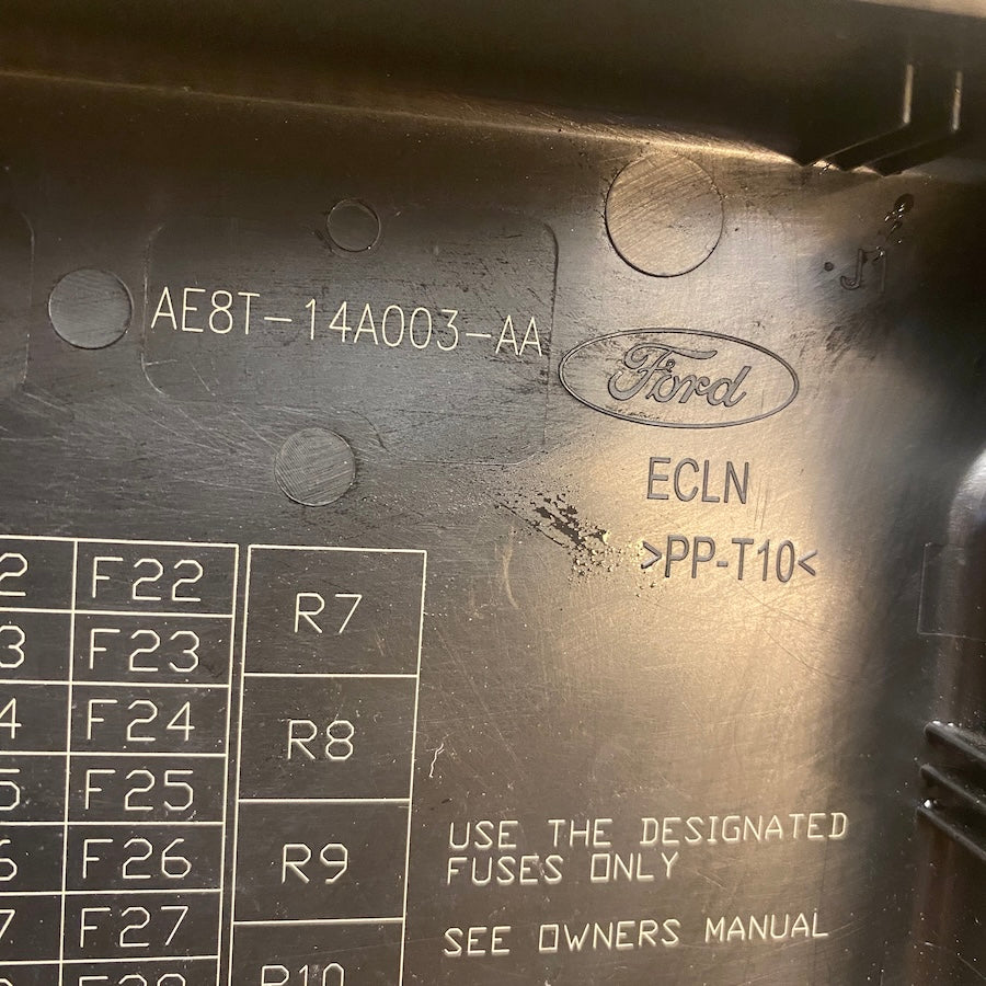 FORD Fiesta Sigorta Kutu Kapağı AE8T-14A003-AA