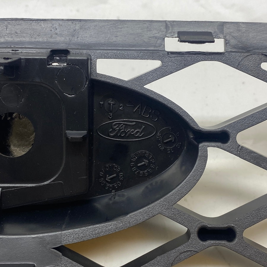 FORD Focus 1 Ön Panjur Izgarası 2M518200DCW