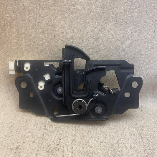 FORD Focus/Kuga/C Max Kaput Kilidi BM5A16700