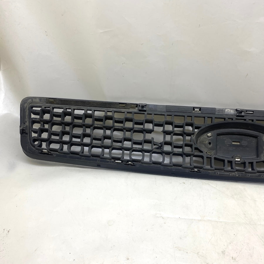 FORD Fusion Ön Panjur 6N11-8A-133C