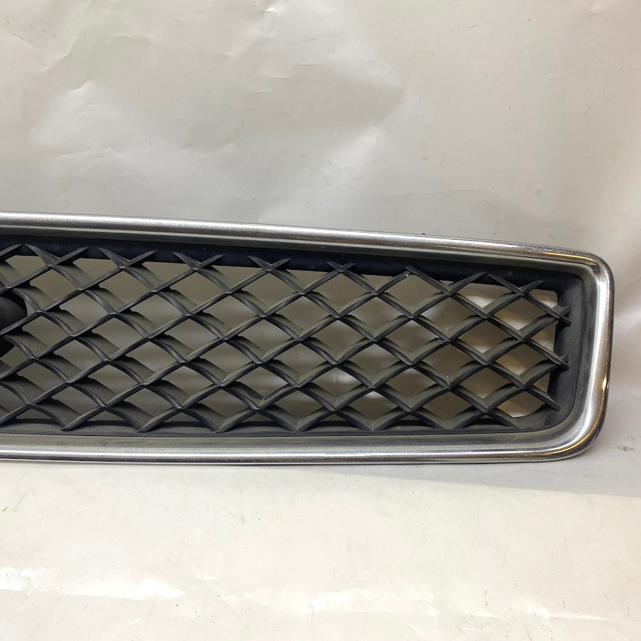 FORD Fusion Ön Panjur 6N11-8A-133C