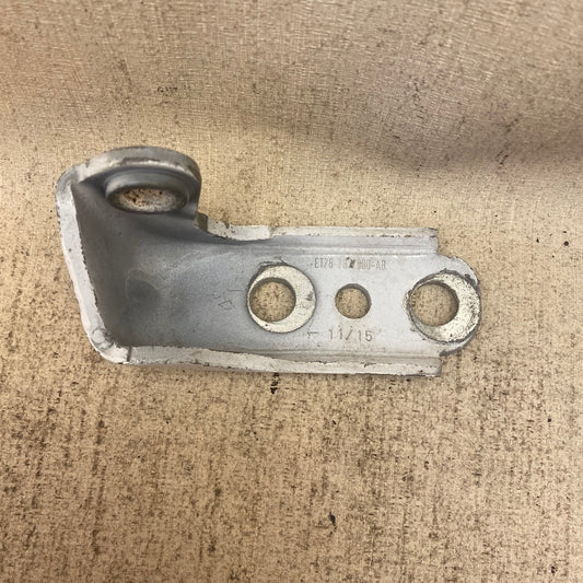 FORD Ön Kapı Menteşe Parçası ET76-7822800-AB