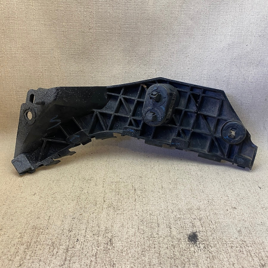 FORD RANGER T6 MK1 Ön Sol Tampon Braketi EB3B-17A870-BC