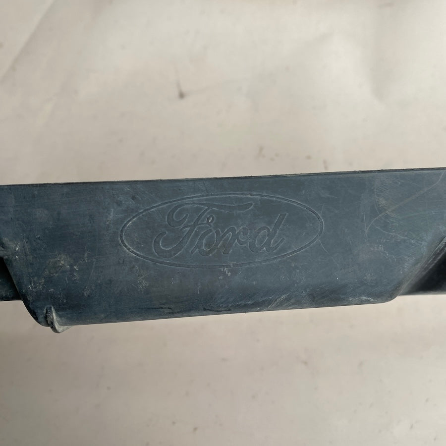 FORD RANGER T6 Ön Alt Hava Deflektörü EB3B-8B407