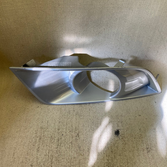 FORD Ranger Sis Far Çerçevesi Sağ EB3B-15A298