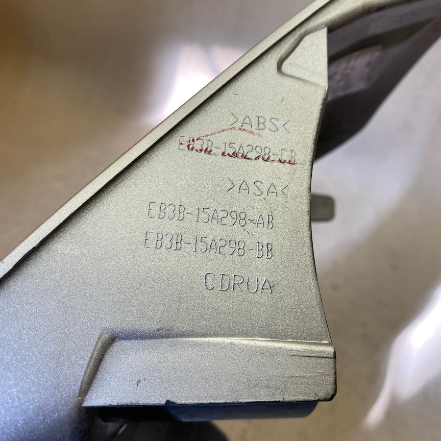 FORD Ranger Sis Far Çerçevesi Sağ EB3B-15A298