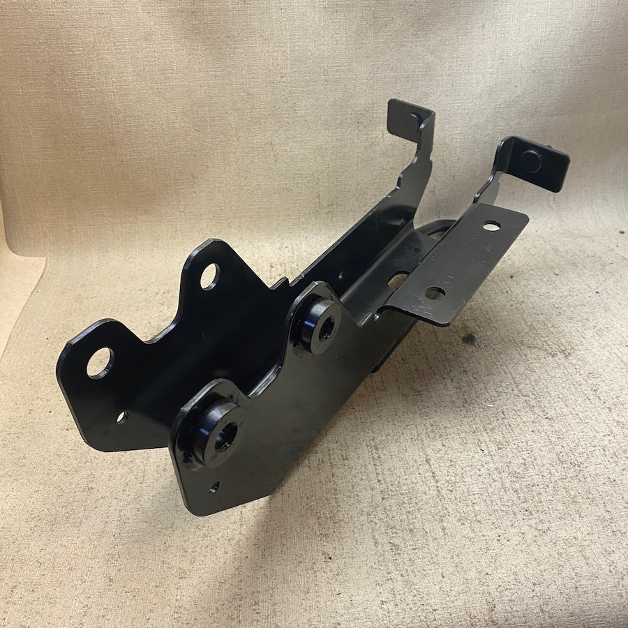FORD Transit Custom Arka Tampon Demir Babası BK21-17912A