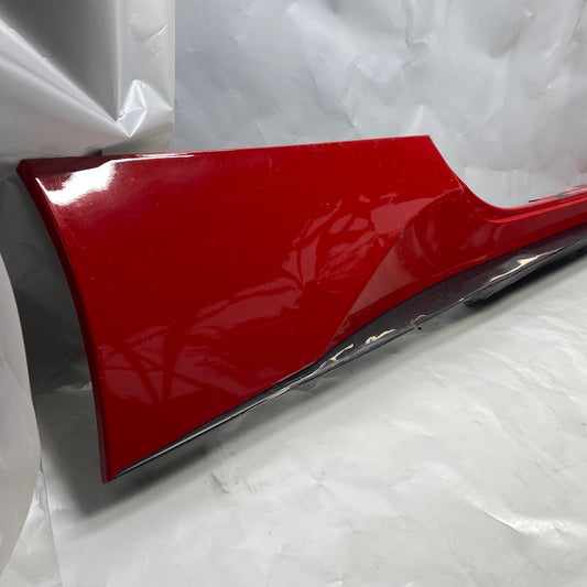 Ferrari 458 Italia/Spider Sağ Marşpiyel Kaplaması 81361500 Orijinal Çıkma (2009–2015)