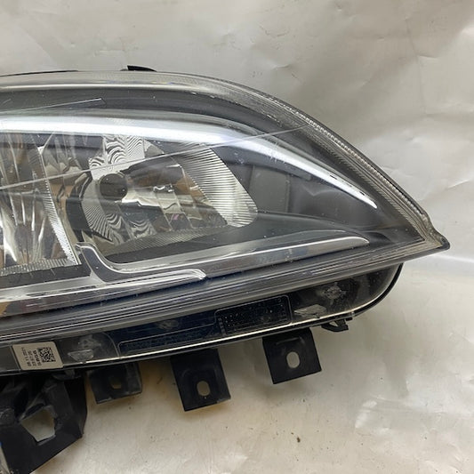 Fiat Doblo Sağ Far Halojen Siyah Zemin 15-20 521094560 Çıkma En Uygun Oto Parça