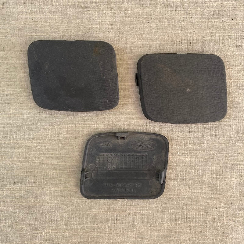 Ford CONNECT Ön Tampon Çeki Kapağı Sağ 7t16-v003k22