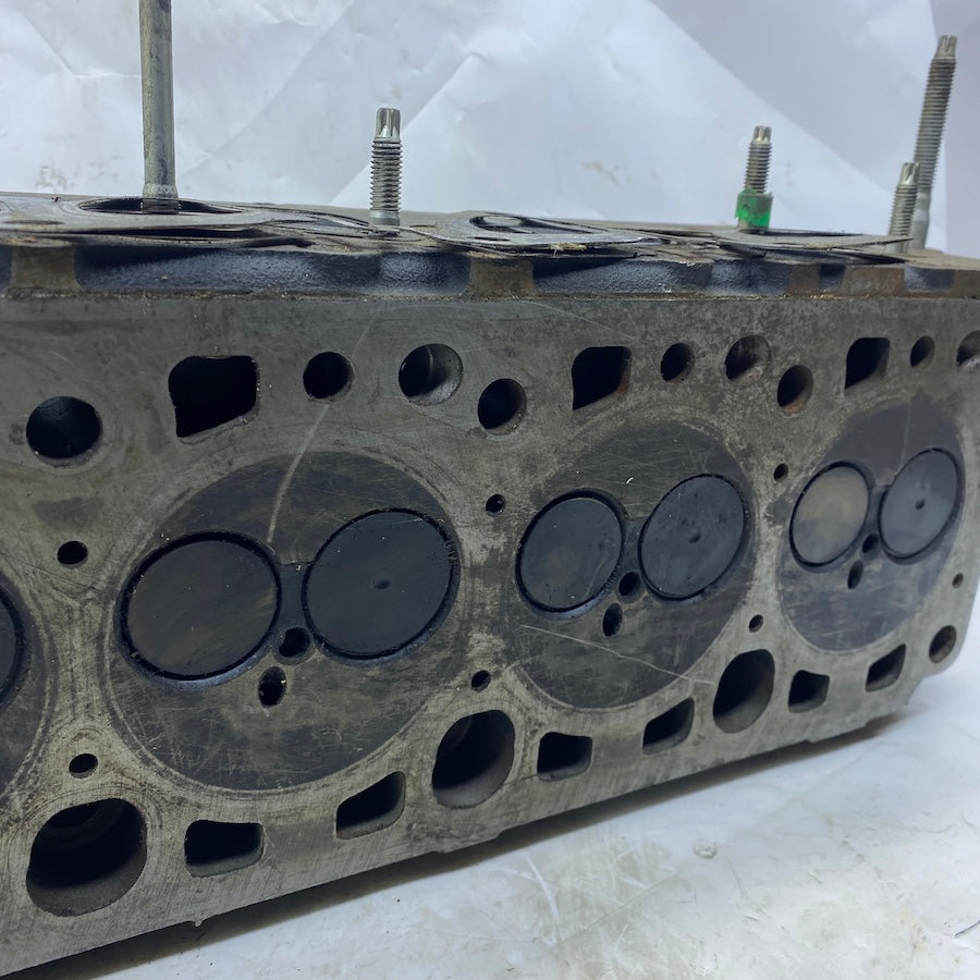 Ford Connect 1.8 Silindir Kapağı