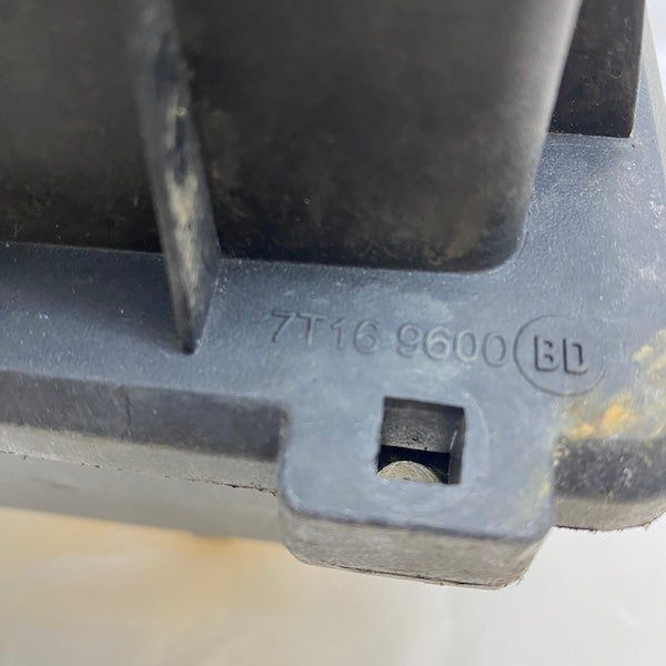 Ford Connect Hava Filtre Kazanı 7T16-9600BD