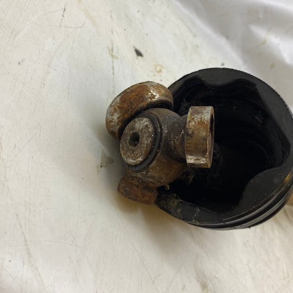 Ford Connect Ön Sağ Aks Kafası 2T14-3B436-AD 2002-2013