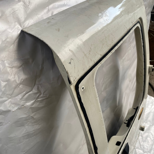 Ford Connect sağ arka kapak – çıkma OEM gövde bileşeni