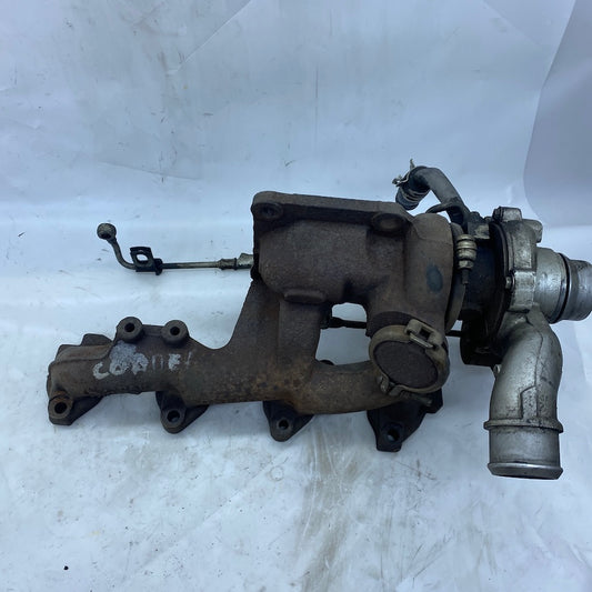 Ford Courier 1.8 TDCI Egzoz Manifoldu ve Turbo M3ARO34