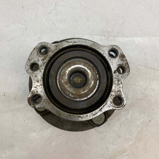 Orijinal çıkma Ford Courier arka teker göbeği, 2014-2020 model uyumlu