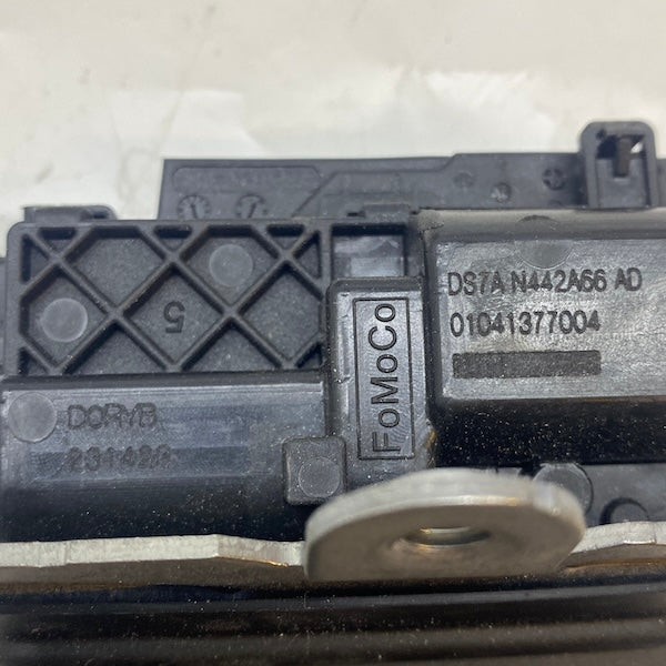 Ford Courier Bagaj Kilidi DS7A-N442A66-AD Orijinal Sıfır