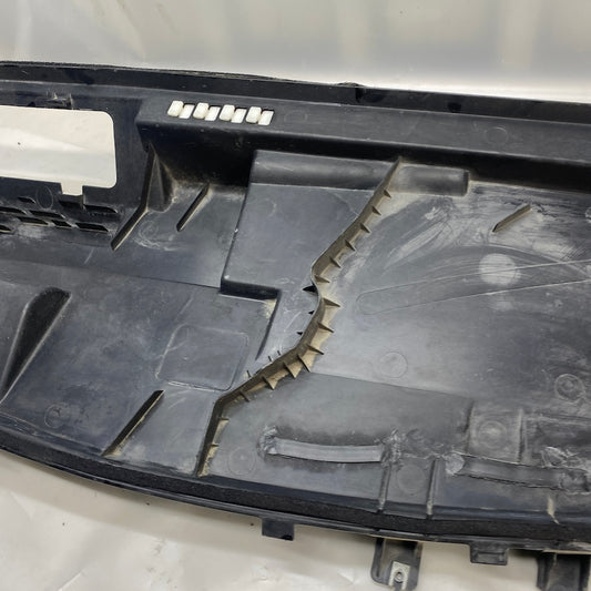 Ford Custom Cam Önü Izgarası Alt Tablası BK21-V021B12 - En Uygun Oto Parça