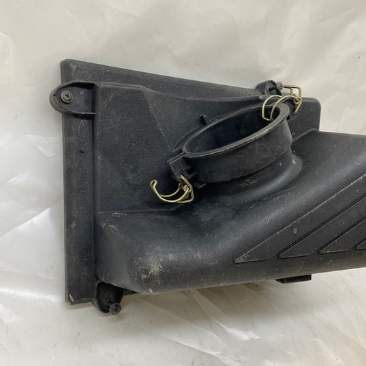 Ford Escort 6 Hava Filtre Kutu Üst Kapağı 95AB9600AD