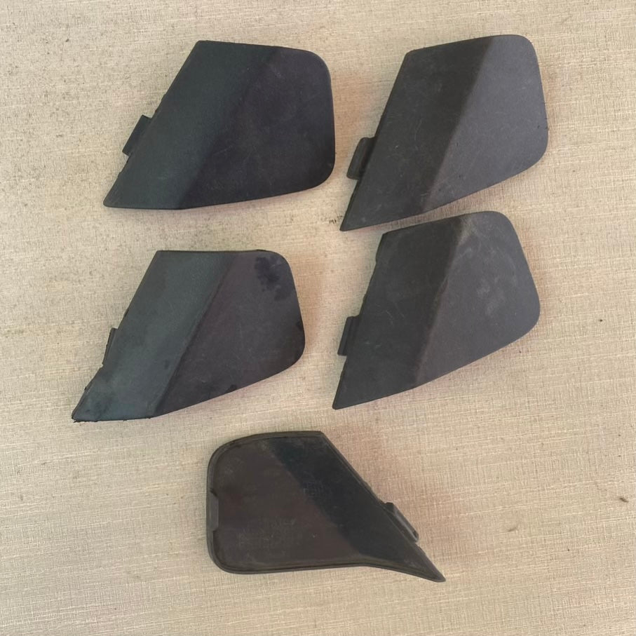 Ford FIESTA Ön Tampon Çeki Demir Kapağı 8A61 17A989