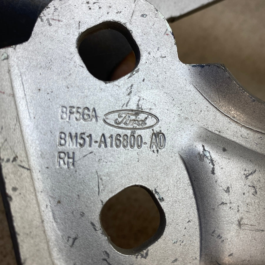 Ford FOCUS Kaput Menteşesi BM51-A16801-AD/BM51-A16800-AD