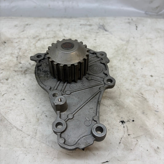 Ford Fiesta 1.4 TDCi Su Pompası 267393