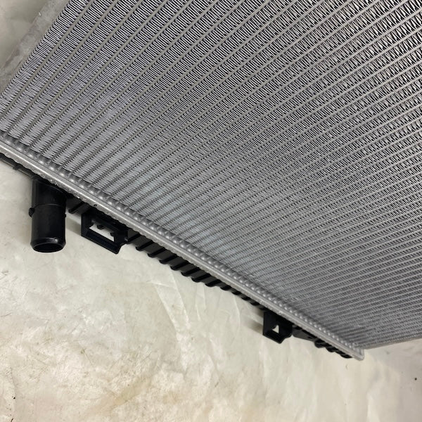 Ford Fiesta 1.5/1.6 Motor Su Radyatörü 8V51800DF En Uygun Oto Parça