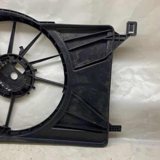 Ford Fiesta 1.6i/Volvo S40 Radyatör Fan 3M5H8C607UC En Uygun Oto Parça