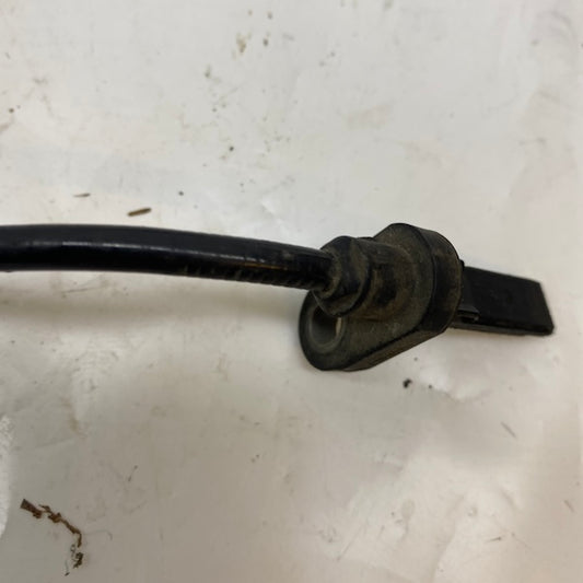 Ford Fiesta Ön ABS Sensörü 8V512C204BB 08-17