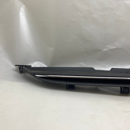 Ford Fiesta Ön Panjur BA61 8200 AA