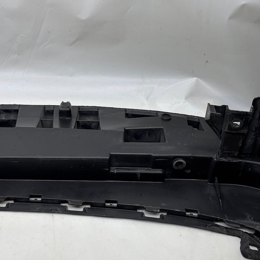 Ford Fiesta Ön Tampon Alt Bakalit 8A61-8B384-A