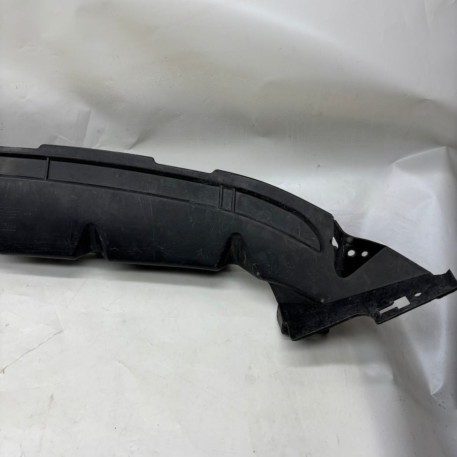 Ford Fiesta Radyatör Üst Kaplama C1BB-A001-A04-A