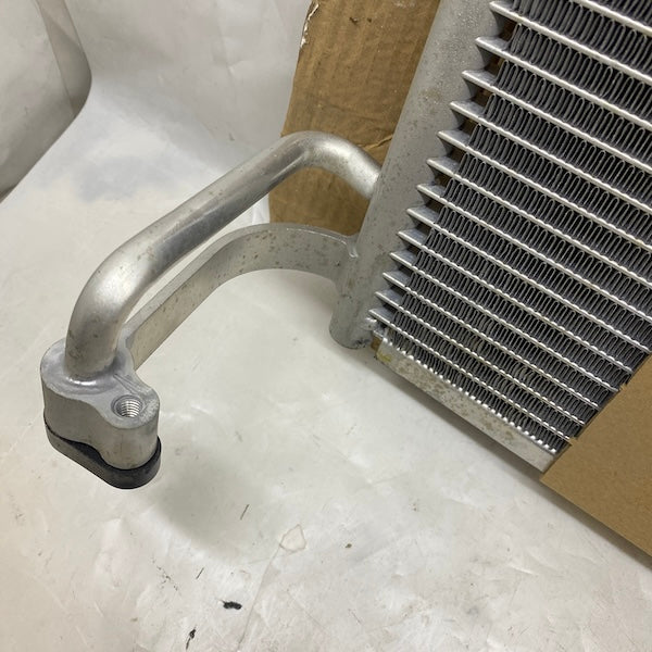 Ford Fiesta/Courier Klima Radyatörü 2013-2018 Sıfır Kutulu En Uygun Oto Parça