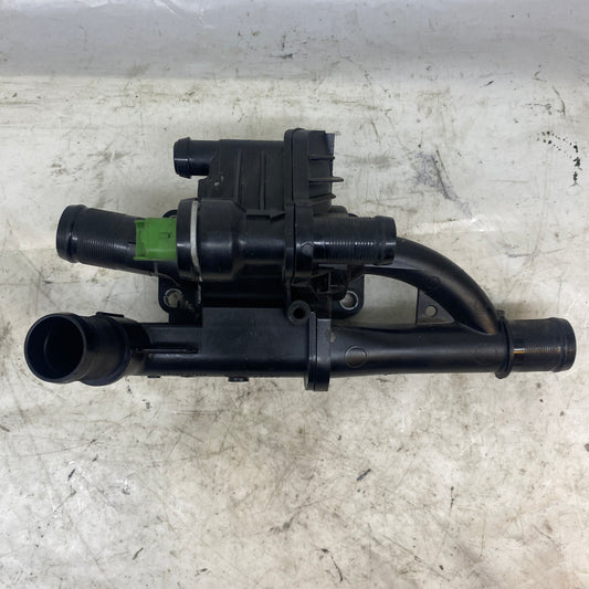 Ford Focus 1.6 TDCi Termostat Gövdesi 9820023280