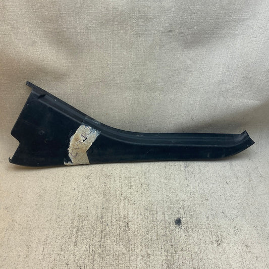 Ford Focus 2 Arka Sağ Kapı iç direk kapağı 4M51-A254K06A