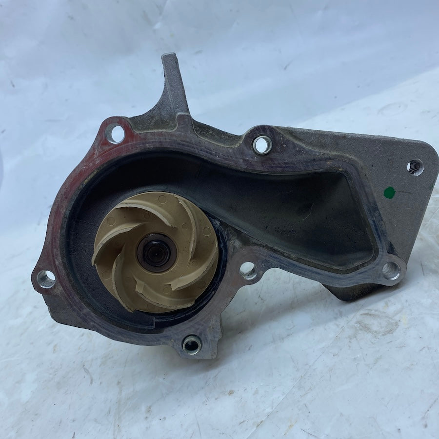 Ford Focus 3 1.6 Devirdaim Su Pompası Benzinli 7S7G-8501