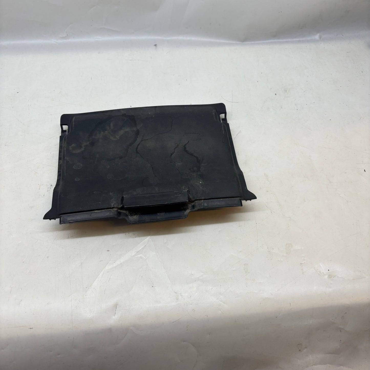 Ford Focus 3 Akü Üst Kapağı AM5110A659-BB