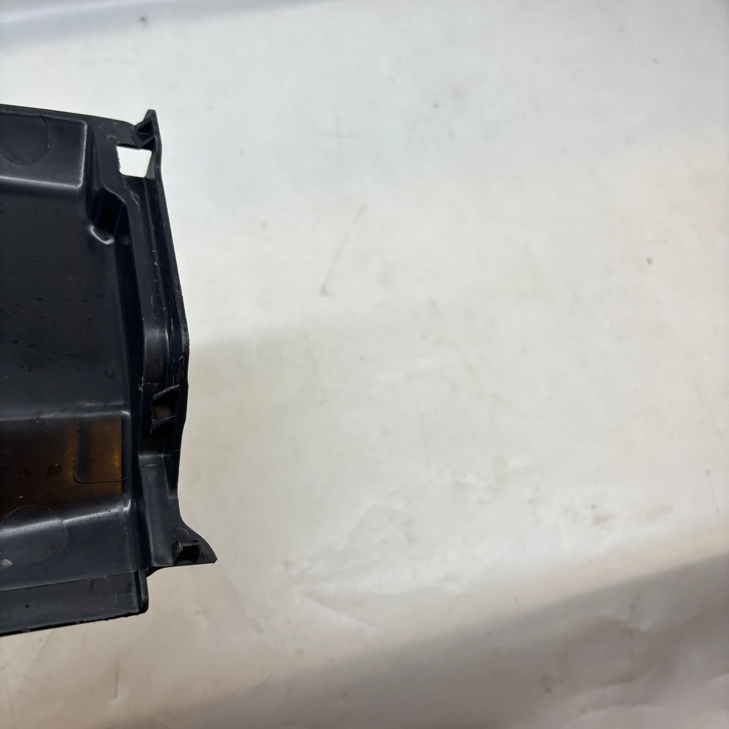 Ford Focus 3 Akü Üst Kapağı AM5110A659-BB