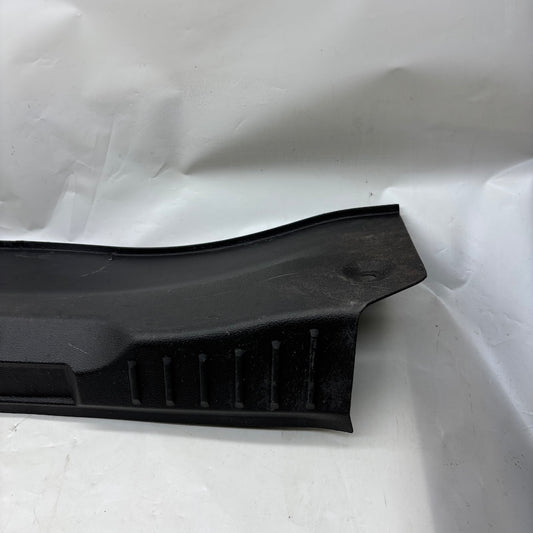 Ford Focus 3 Bagaj Kilit Üst Kaplaması BM51F40352A