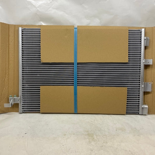 Ford Focus 3 Klima Radyatörü DV6119710AC 2011-2015 Tüpsüz En Uygun Oto Parça