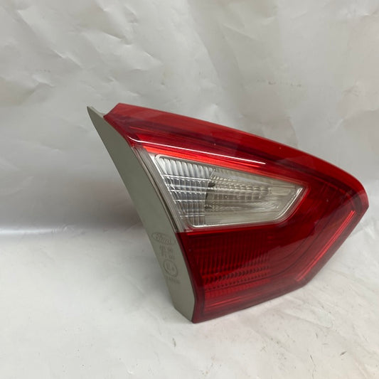 Ford Focus 3 Sedan Sol Stop Lambası Bagajdaki BM51-13A603-AD