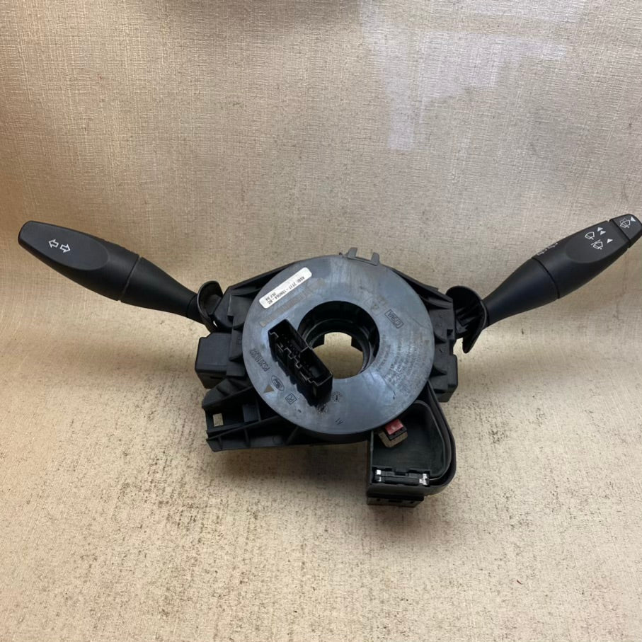 Ford Focus Airbag Zembereği/Sinyal Kolu 2M51-14A664-AA